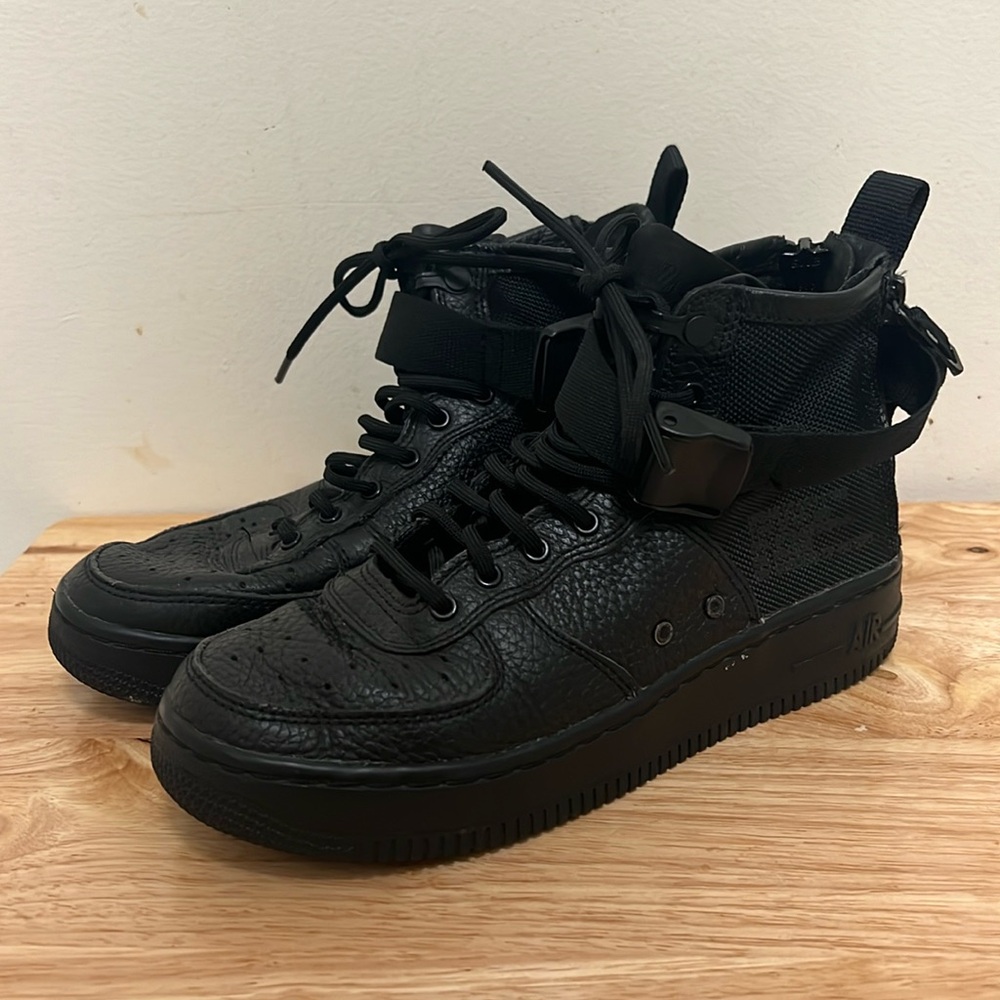 Nike SF Air Force 1 Mid GS Triple Black Size 4.5 Youth